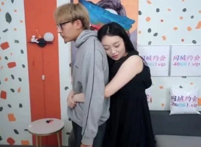 Cô người yêu nữ sinh dâm đãng không kiềm chế